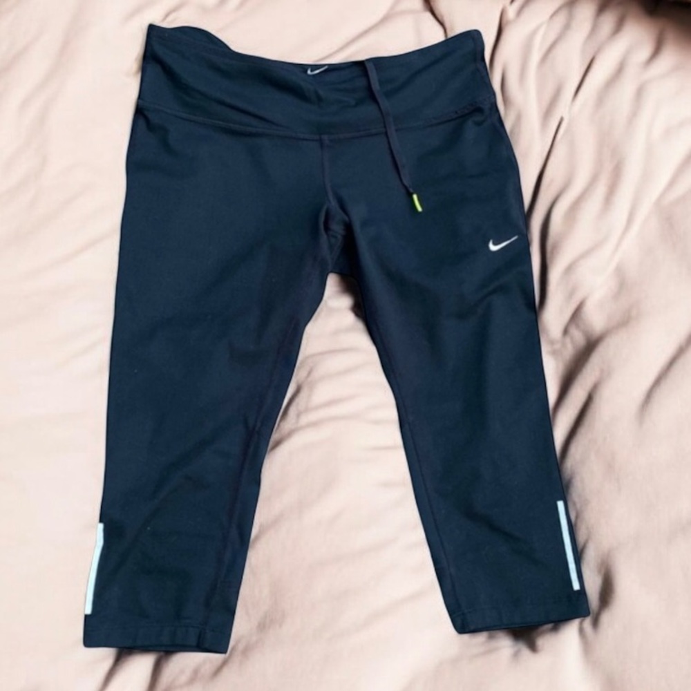 Nike Black Athletic Shorts with Form-Fitting Design